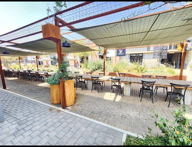 48M² OFFICE TO LET IN ROOIHUISKRAAL NORTH